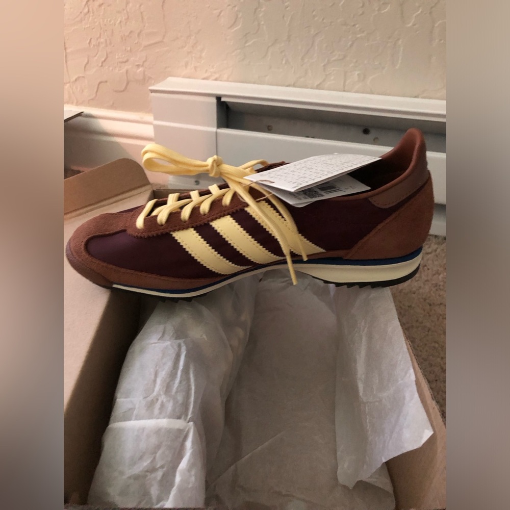 Adidas SL 72 OG Sneakers in Burgundy size 7.5